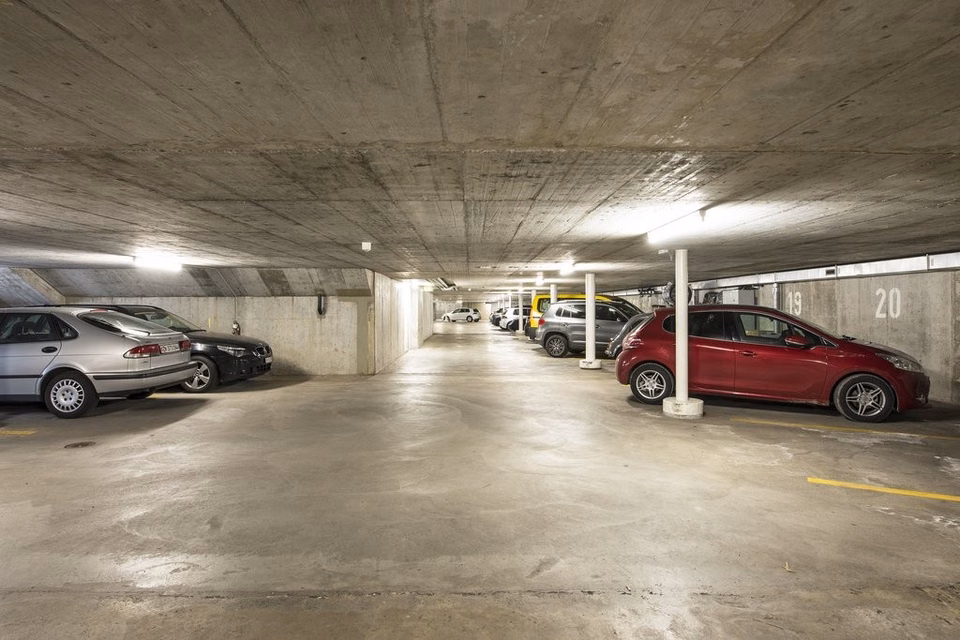 Parking space for rent, Fabrikstrasse 2a,, 8102 Oberengstringen, Zurich, CH