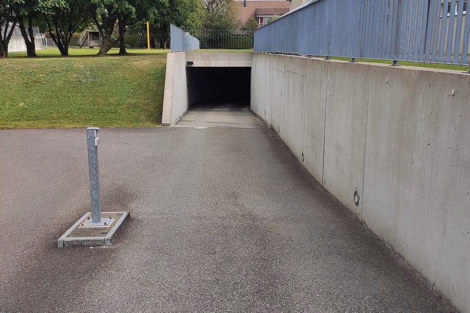 A car without a parking space? We have the solution..., Hohfurenstrasse 1, 3, 5, 7, 9,, 8610 Uster, Zurich, CH