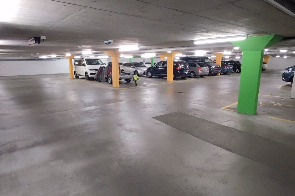 A car without a parking space? We have the solution..., Hohfurenstrasse 1, 3, 5, 7, 9,, 8610 Uster, Zurich, CH