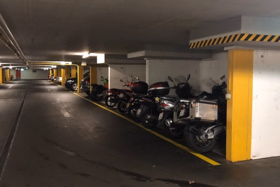 Underground garage for rent in Oberentfelden, Badmatte (EH), 5036 Oberentfelden, Aargau, CH