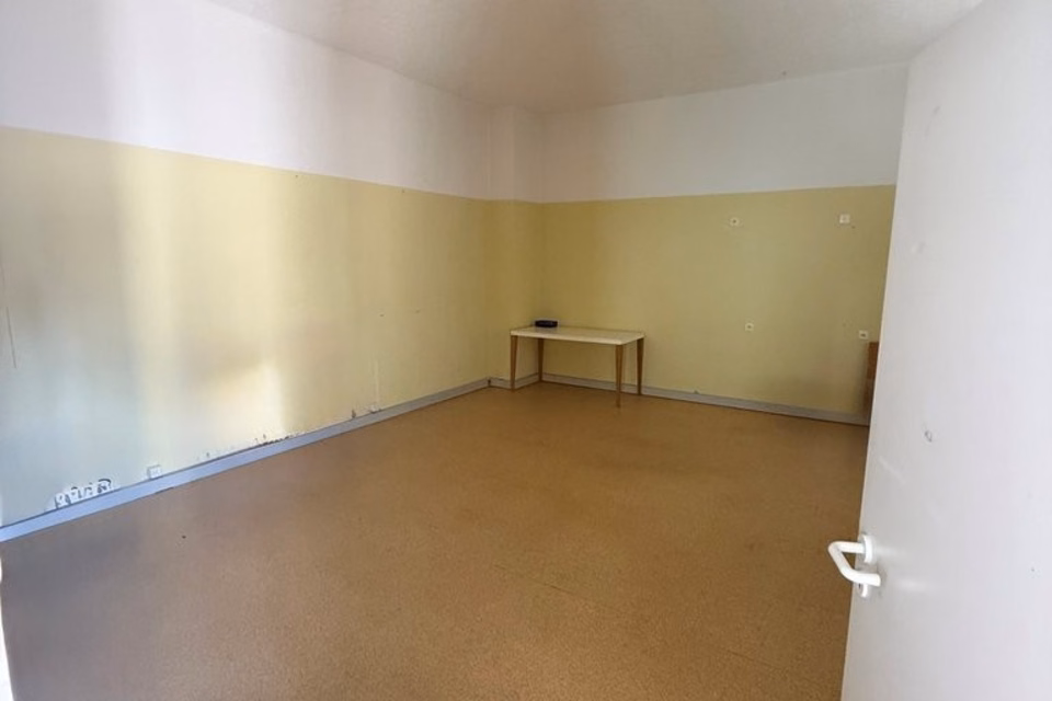 Commercial space for rent directly at Solothurn main railway station!, Niklaus-Konradstrasse, 4500 Solothurn, Solothurn, CH