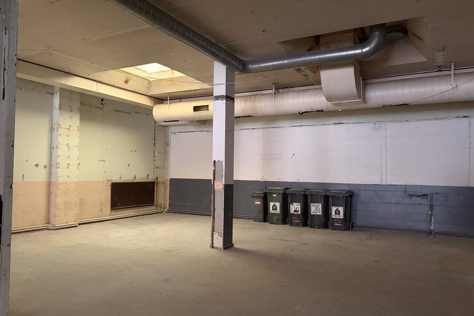 Spacious and bright arcade in the heart of Acacias - 243 m2, Rue Simon-Durand, 1227 Les Acacias, Geneva, CH