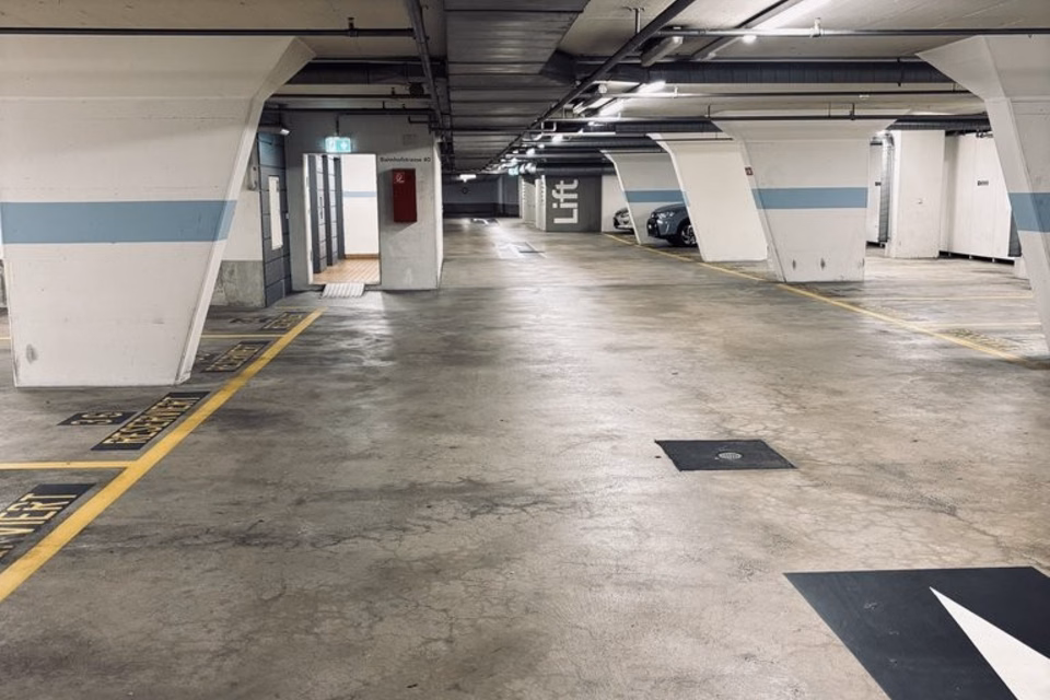 Parking space for rent in central Baden!, Bahnhofstrasse 40,, 5400 Baden, Aargau, CH