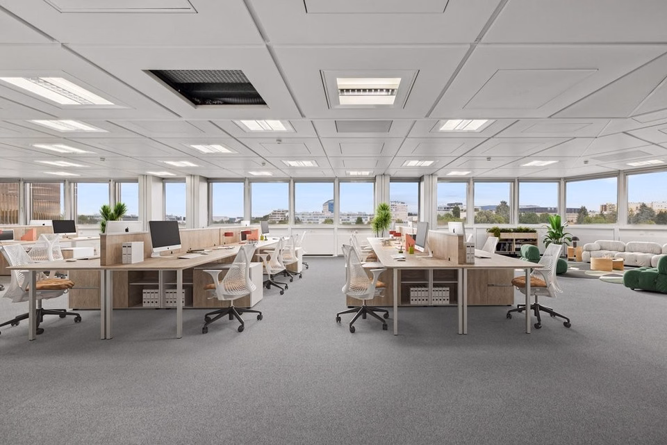 417 m2 renovated office space on the 3rd floor, Route de Pré-Bois, 1215 Genève, Geneva, CH