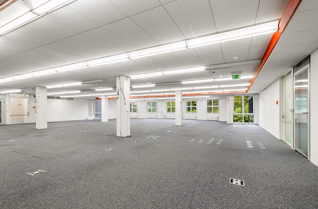 PLAZA | Commercial space with potential - 350 m² for your business