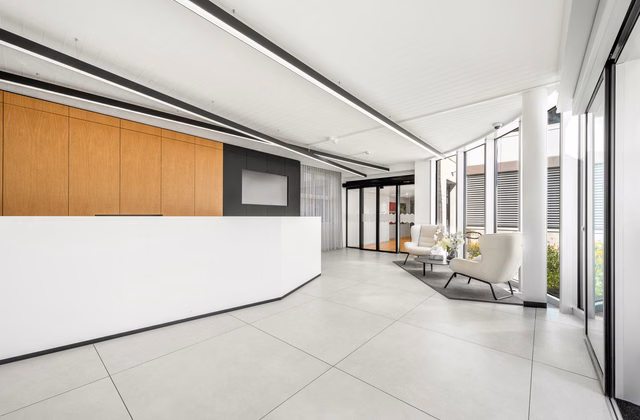 110m² Open-plan office and commercial space in the Horgen Labs Campus
