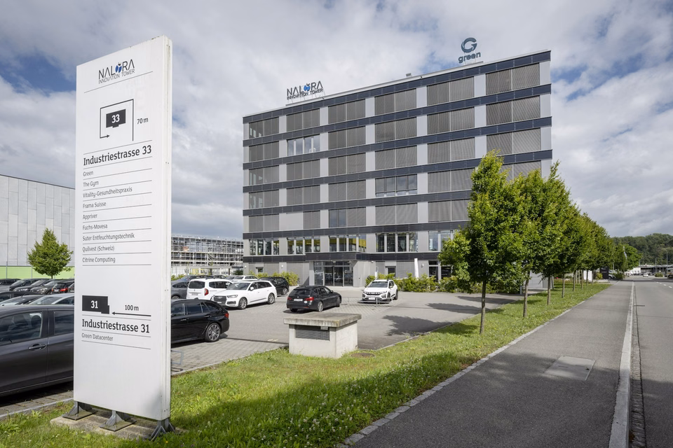 300 m² or 600 m² premium office spaces with panoramic views - modern fit-out, cooled, sustainable, Industriestrasse, 5242 Lupfig, Aargau, CH