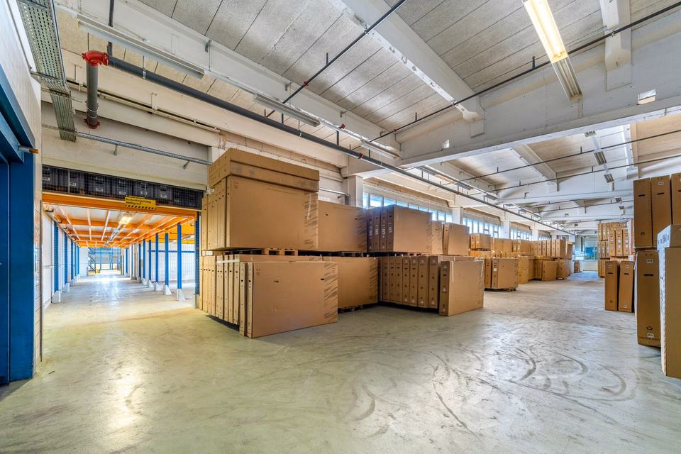 Affordable warehouse spaces with ideal infrastructure & transport links, Industriestrasse, 4922 Thunstetten, Bern, CH