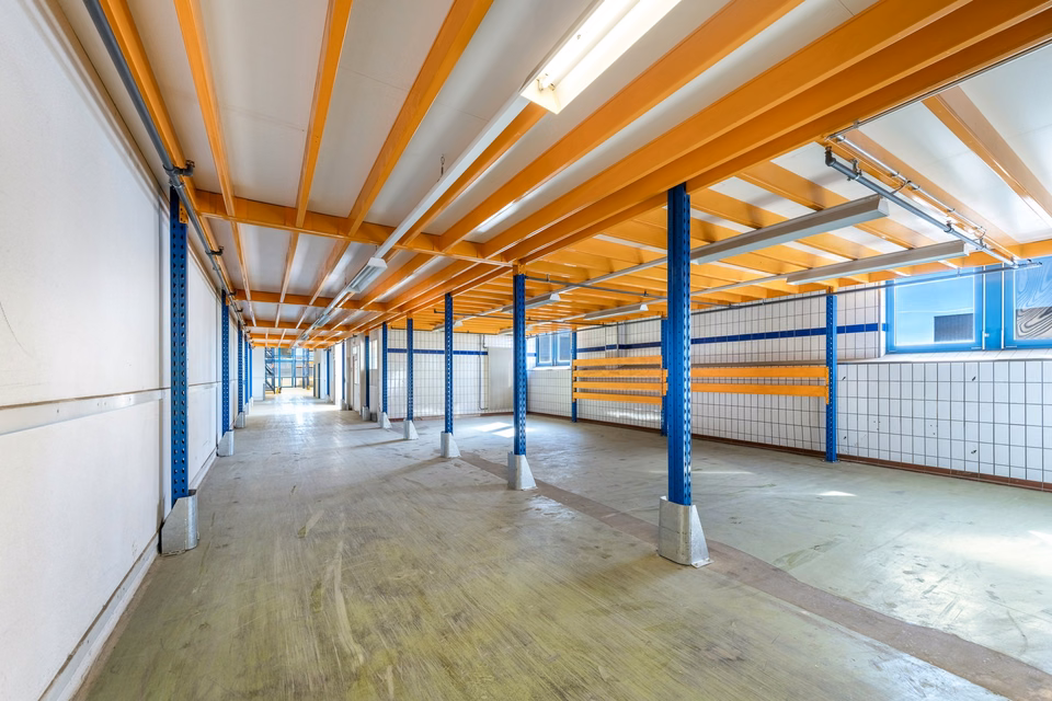 Affordable warehouse spaces with ideal infrastructure & transport links, Industriestrasse, 4922 Thunstetten, Bern, CH