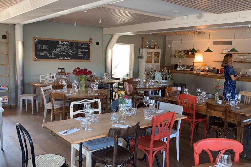 Popular, charming restaurant, Tannenstrasse, 8424 Embrach, Zurich, CH