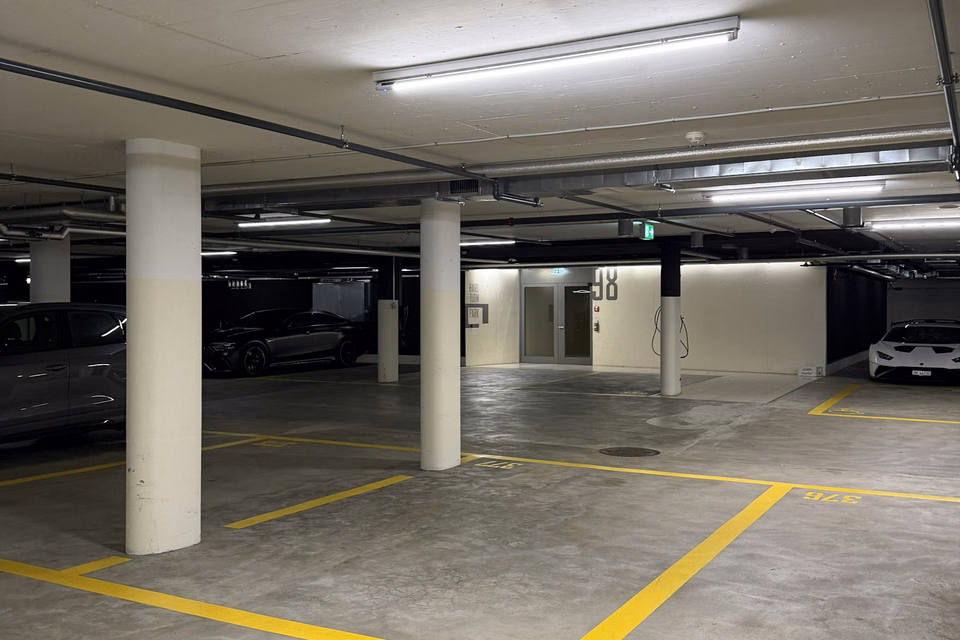 Underground parking space in Hardturmpark for rent, Pfingstweidstrasse, 8005 Zürich, Zurich, CH