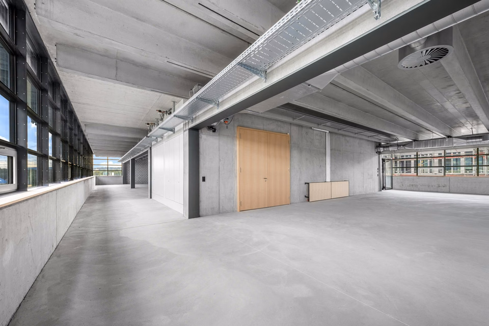 Combined office and commercial spaces in the new Zwhatt site from 300 m2, Wehntalerstrasse, 8105 Regensdorf, Zurich, CH