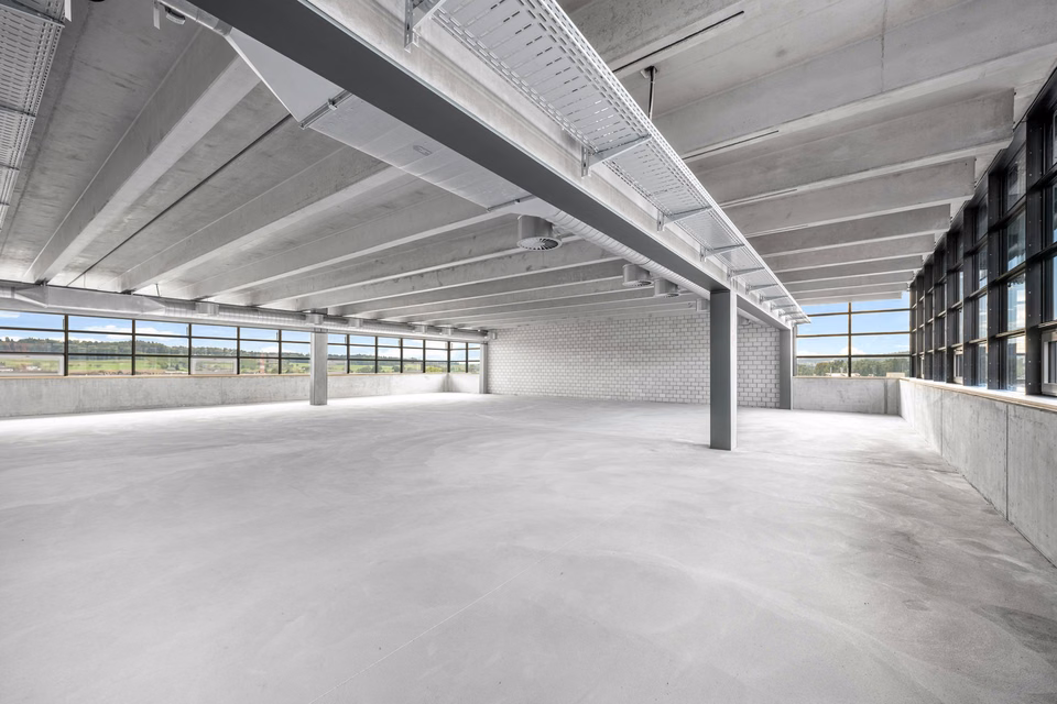 Combined office and commercial spaces in the new Zwhatt site from 300 m2, Wehntalerstrasse, 8105 Regensdorf, Zurich, CH