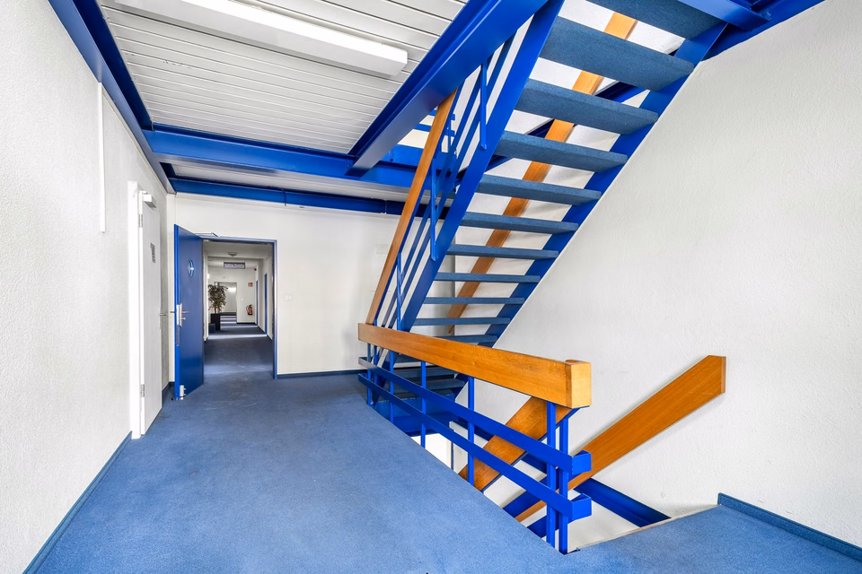 Your production site with high‑ceiling hall, large gates and high floor load capacity, Gewerbestrasse, 8155 Niederhasli, Zurich, CH